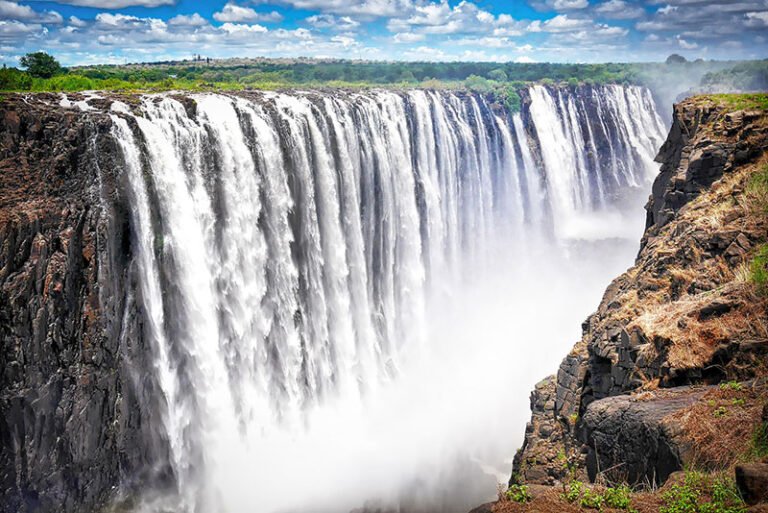 Victoria Falls dropping into the gorge