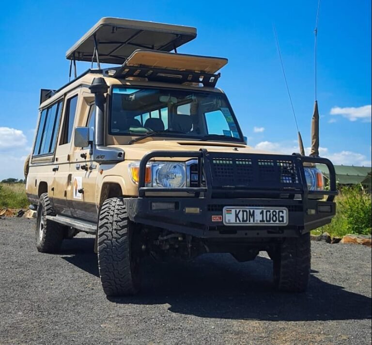 Front view of an Africa Keys safari Landcruiser with a roof rack